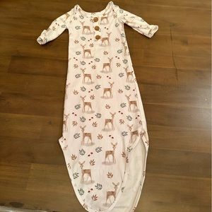 Caden Lane Deer Knotted Gown